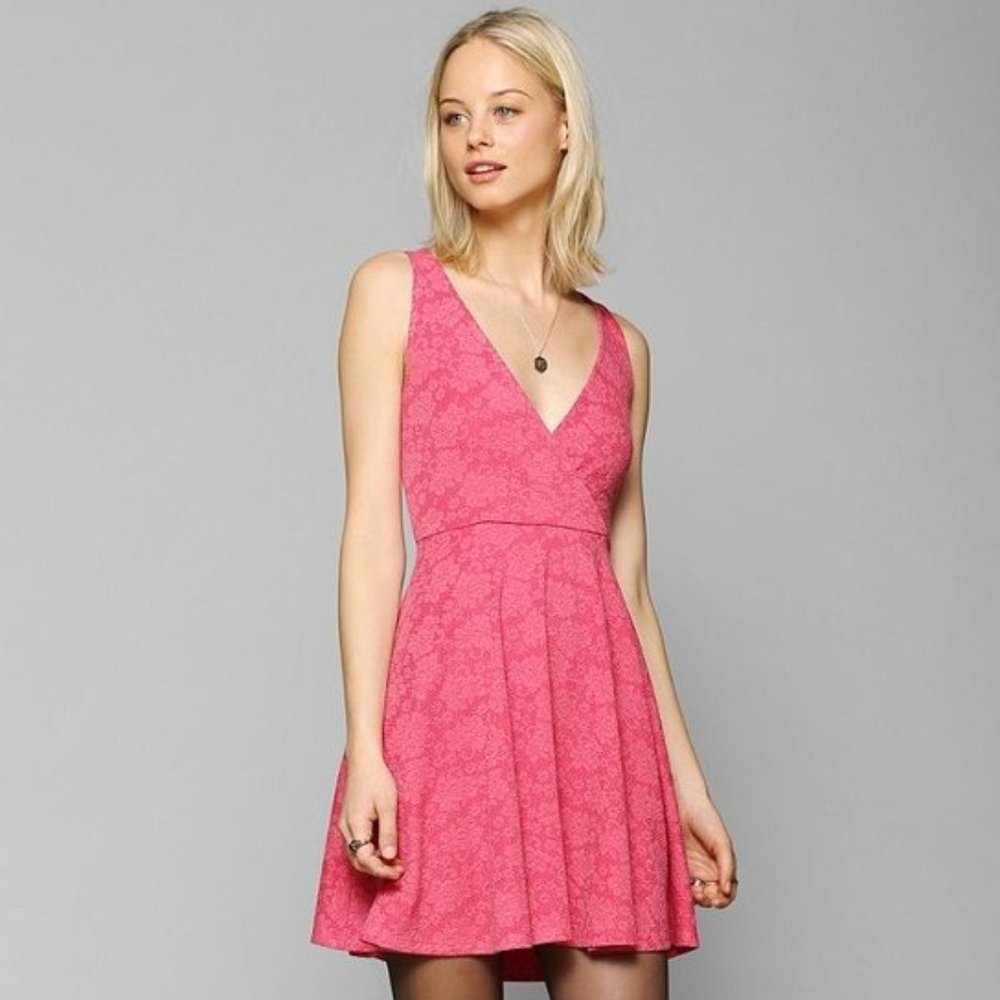 Pins & Needles Surplice Skater Dress in Rose - S